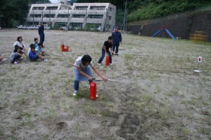 避難訓練・消火訓練　ホームページ用加工済み写真